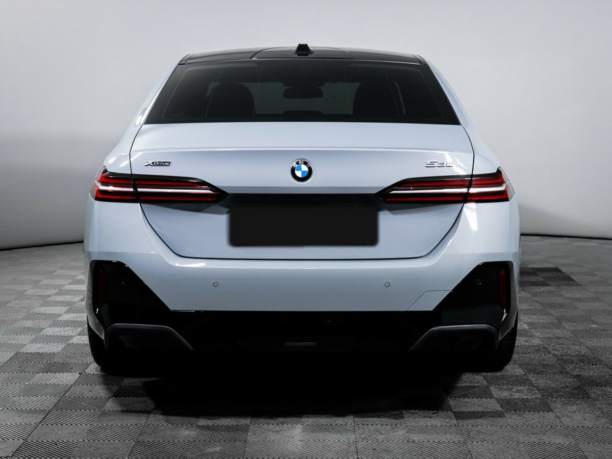 Б/У БМВ 5 серии 2023 года. Фото: #5