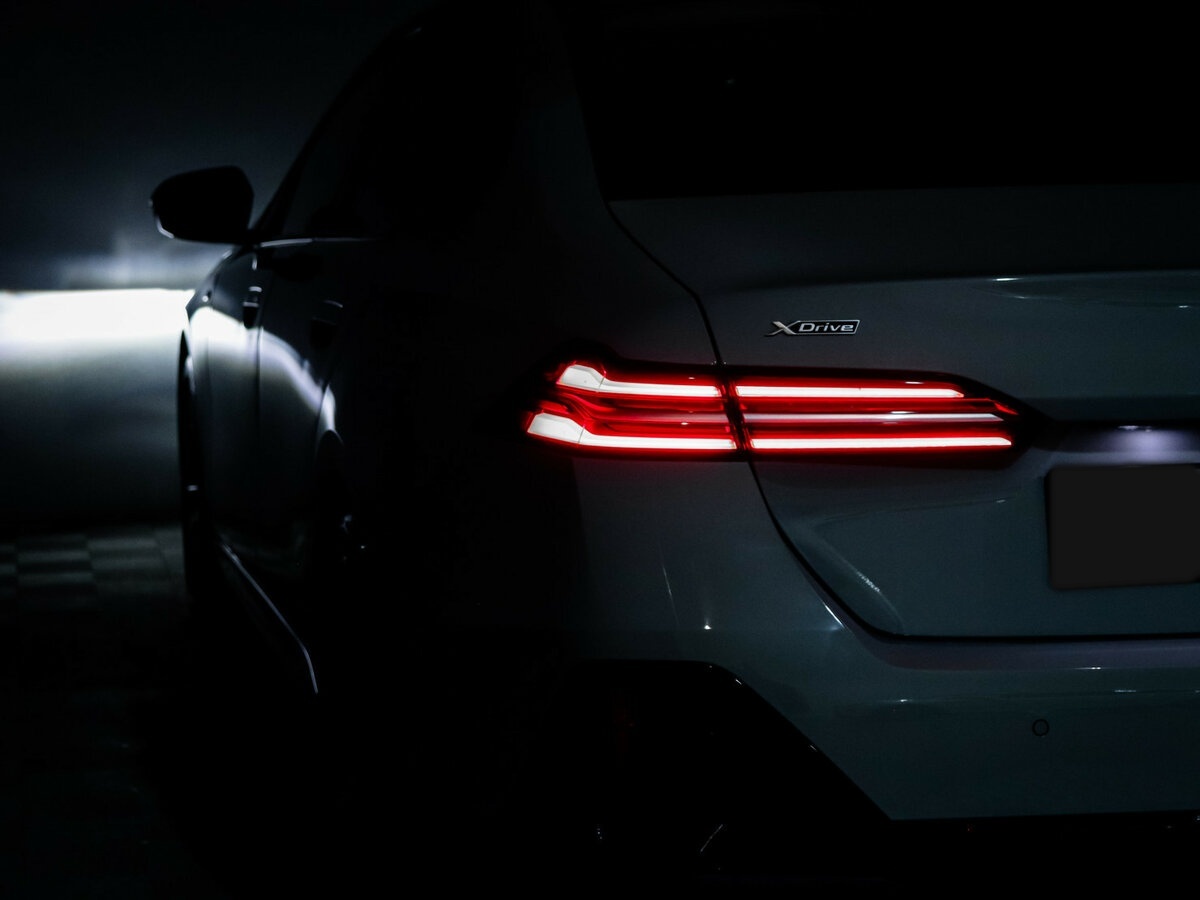 Б/У БМВ 5 серии 2023 года. Фото: #30