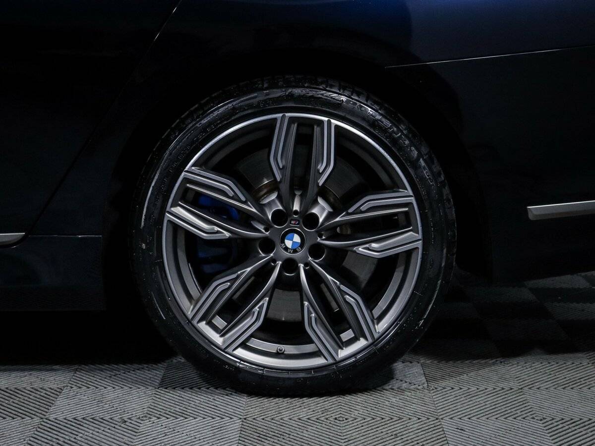 Б/У БМВ 7 серии 2021 года. Фото: #12