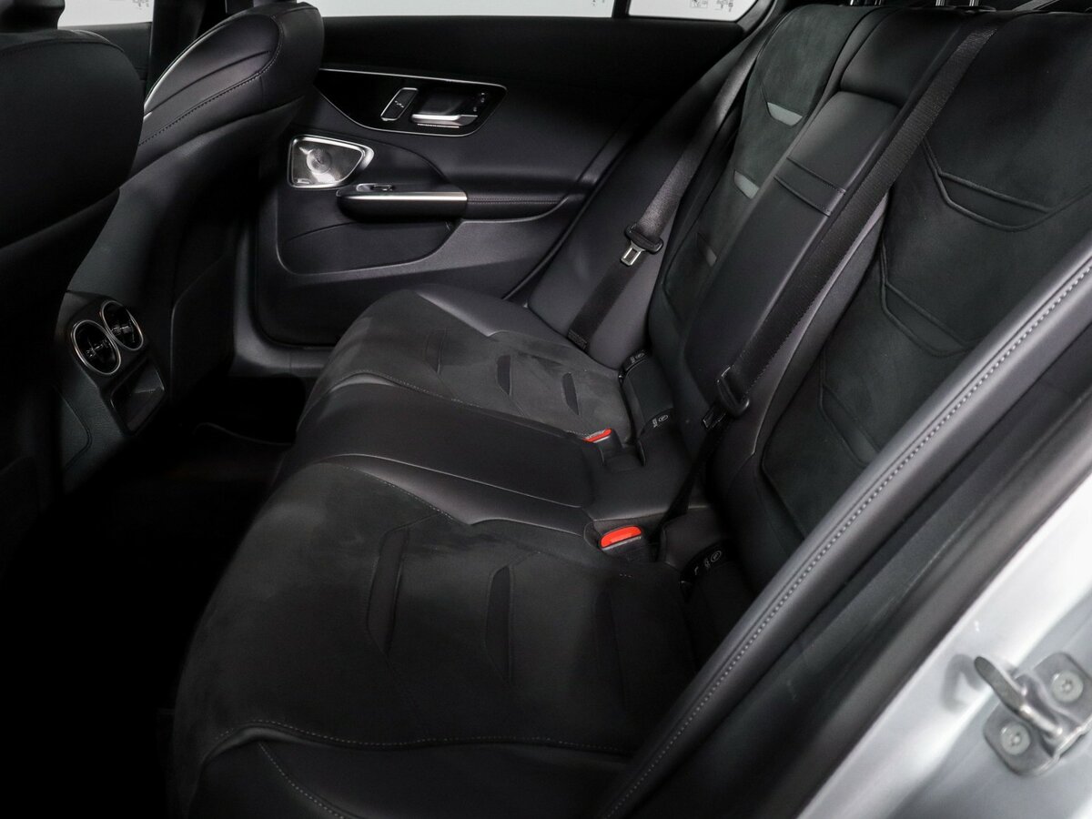 Б/У Мерседес-Бенц Ц-Класс АМГ 2023 года. Фото: #7