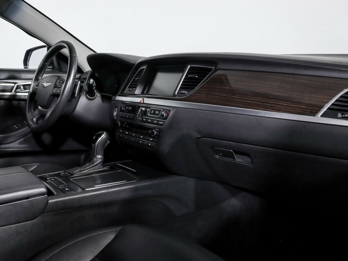 Б/У Хендай Генезис 2016 года. Фото: #6