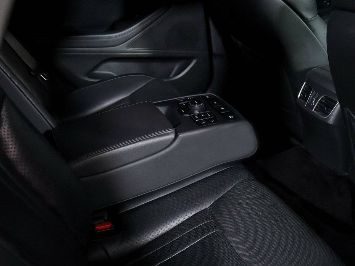 Б/У Хендай Генезис 2016 года. Фото: #12