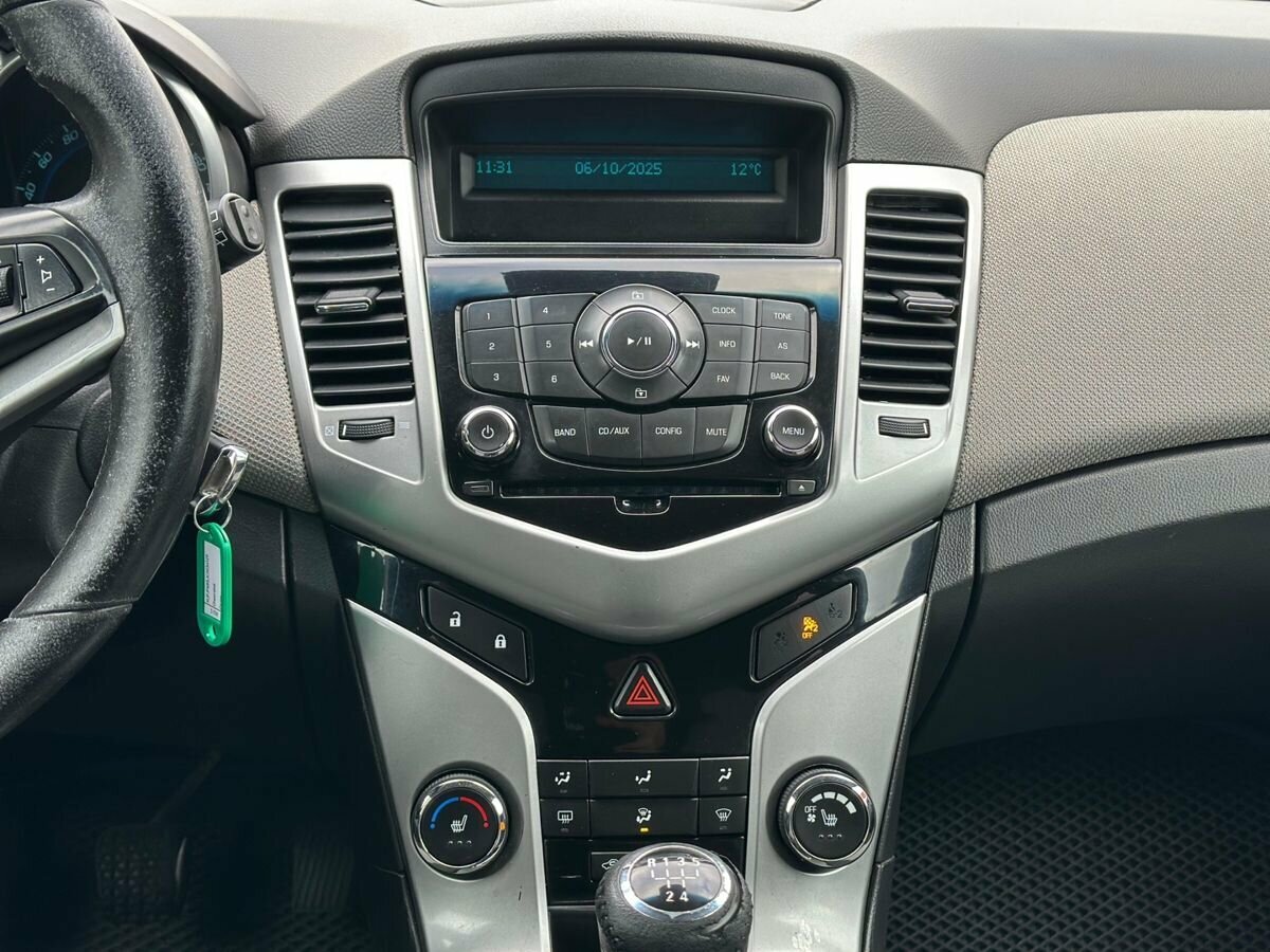 Б/У Шевроле Круз 2012 года. Фото: #6