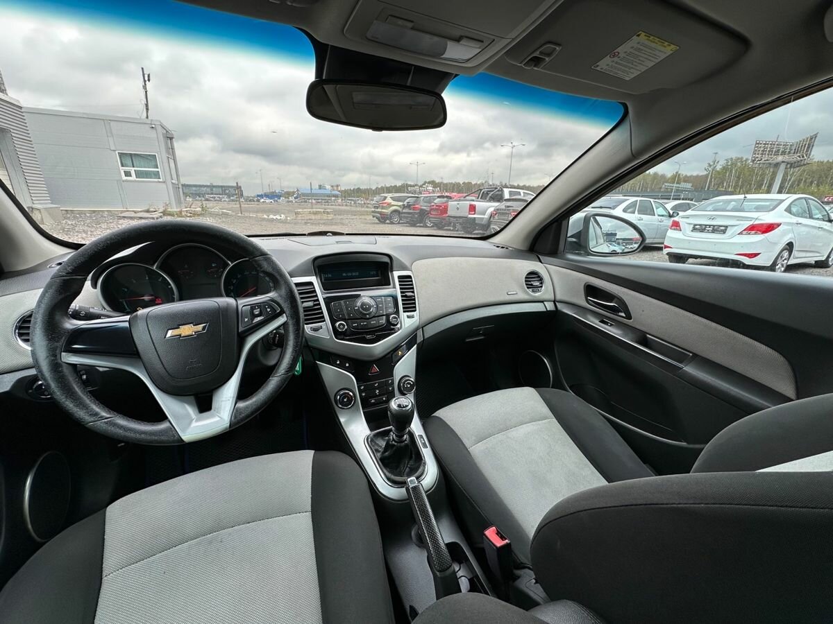 Б/У Шевроле Круз 2012 года. Фото: #7