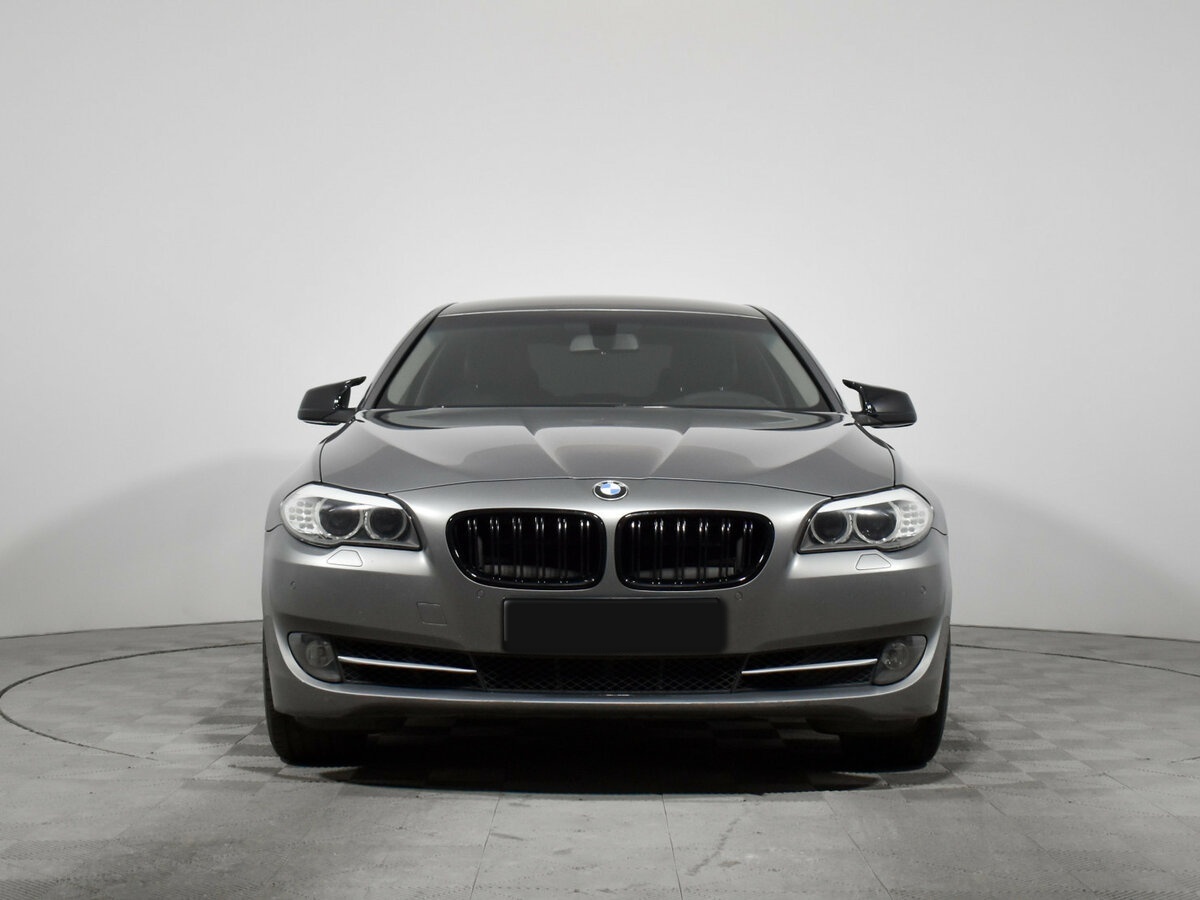 Б/У БМВ 5 серии 2013 года. Фото: #1