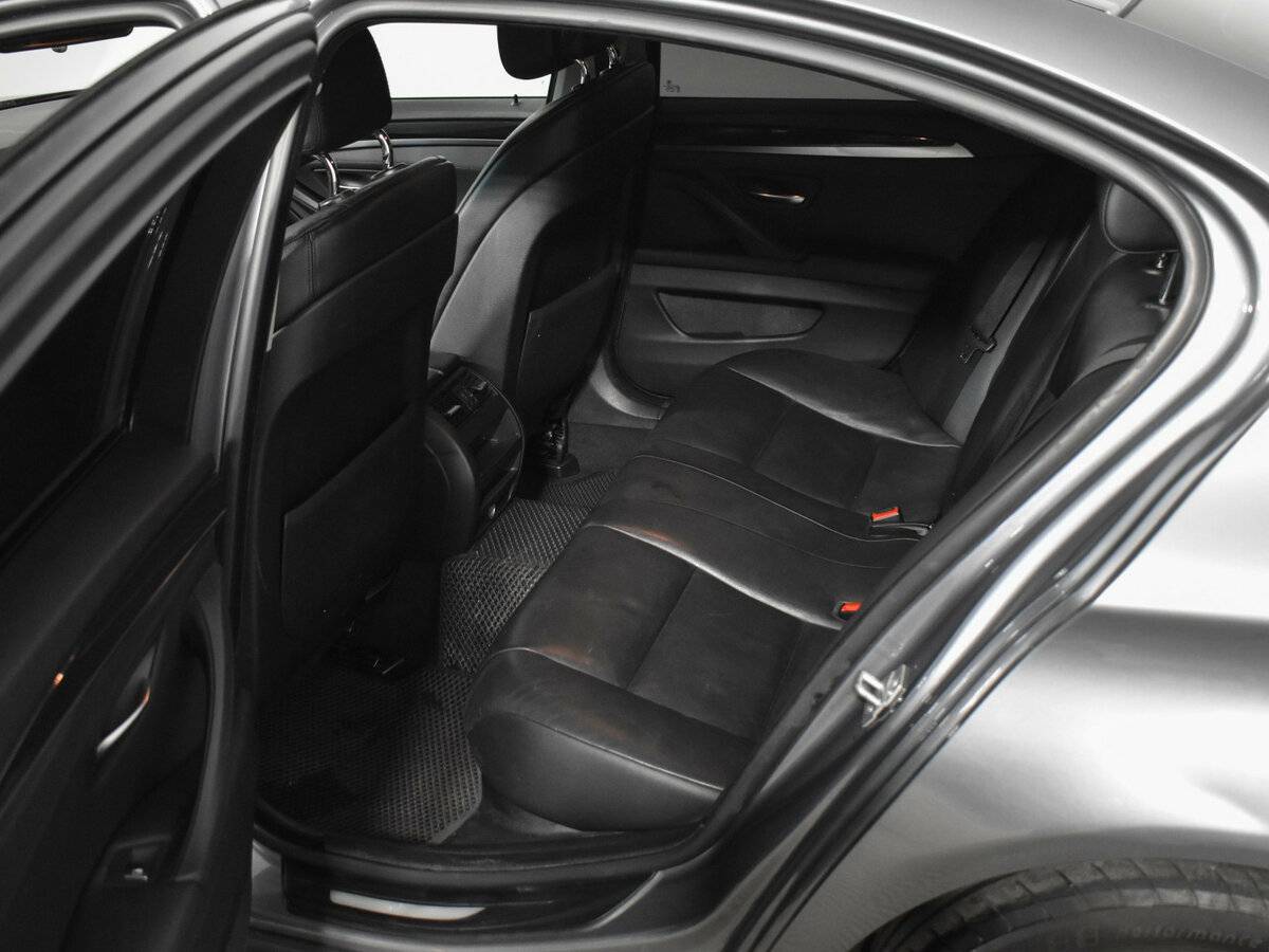 Б/У БМВ 5 серии 2013 года. Фото: #9