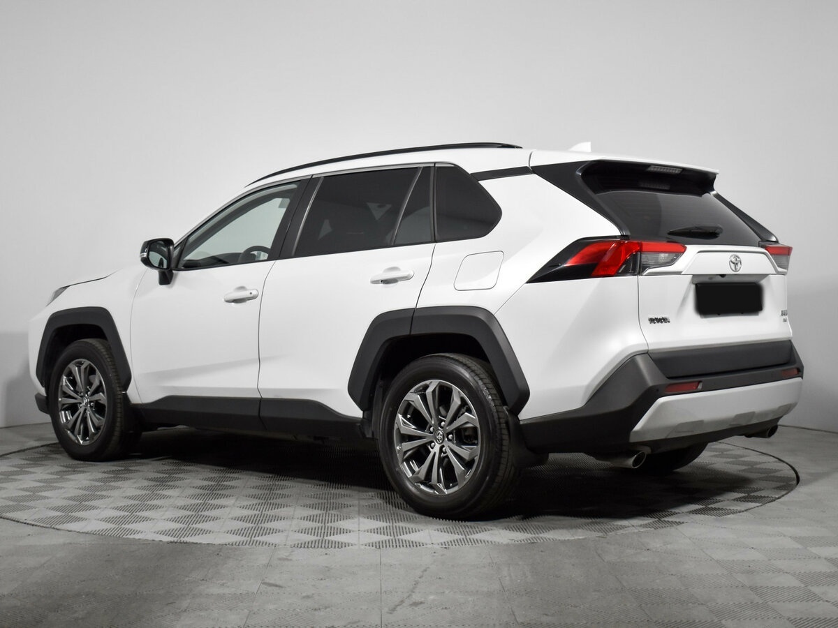 Б/У Тойота Рав4 2024 года. Фото: #5