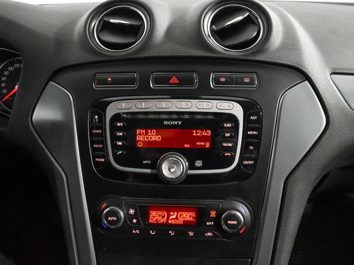 Б/У Форд Мондео 2011 года. Фото: #10