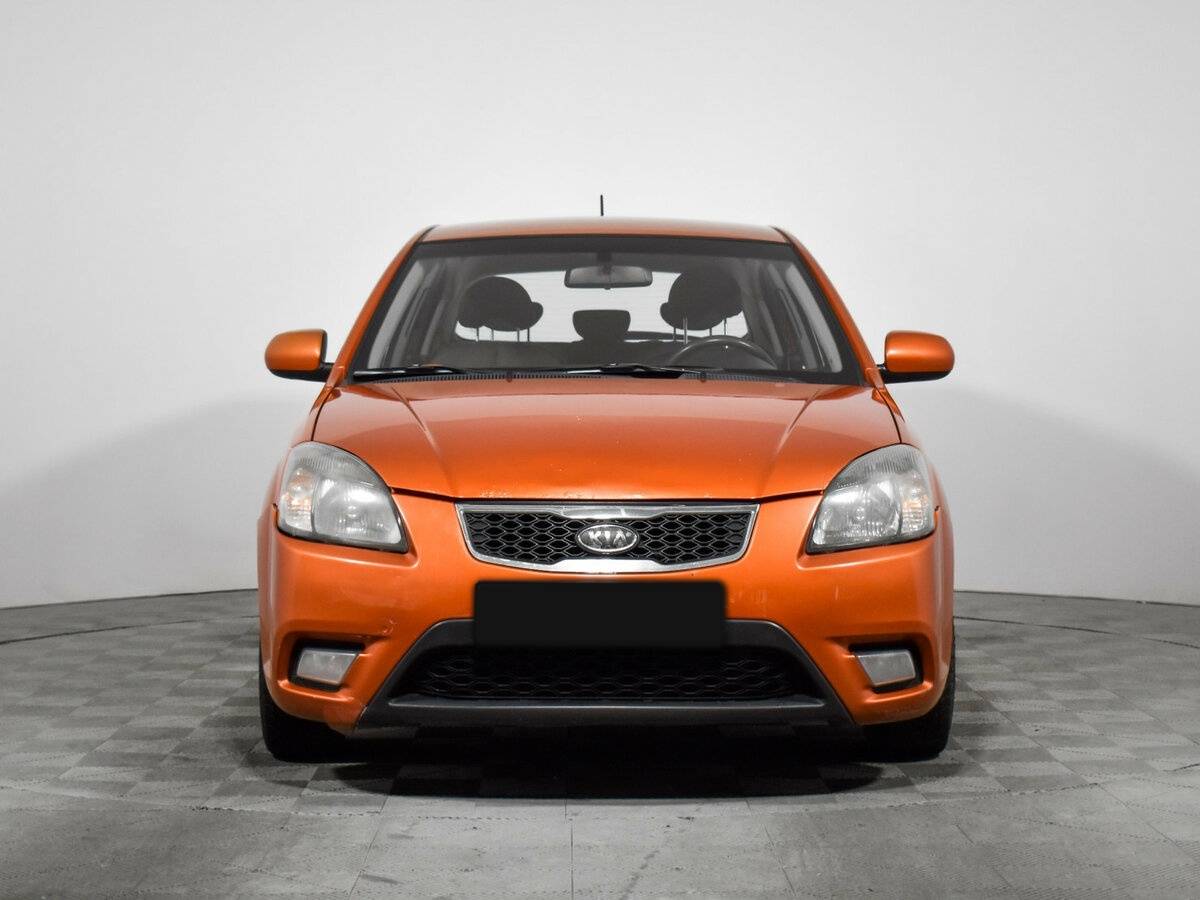 Б/У Киа Рио 2011 года. Фото: #1