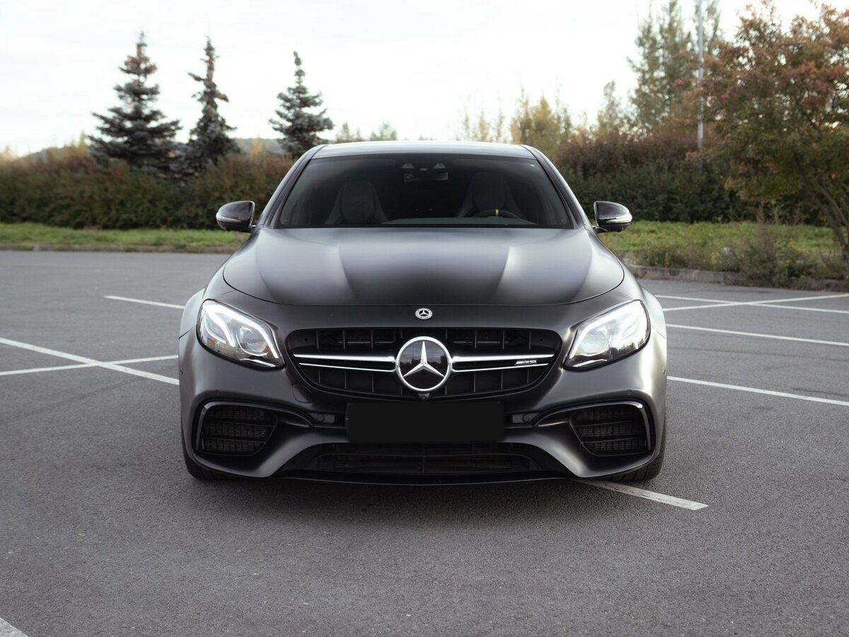 Б/У Мерседес-Бенц Е-Класс АМГ 2017 года. Фото: #3