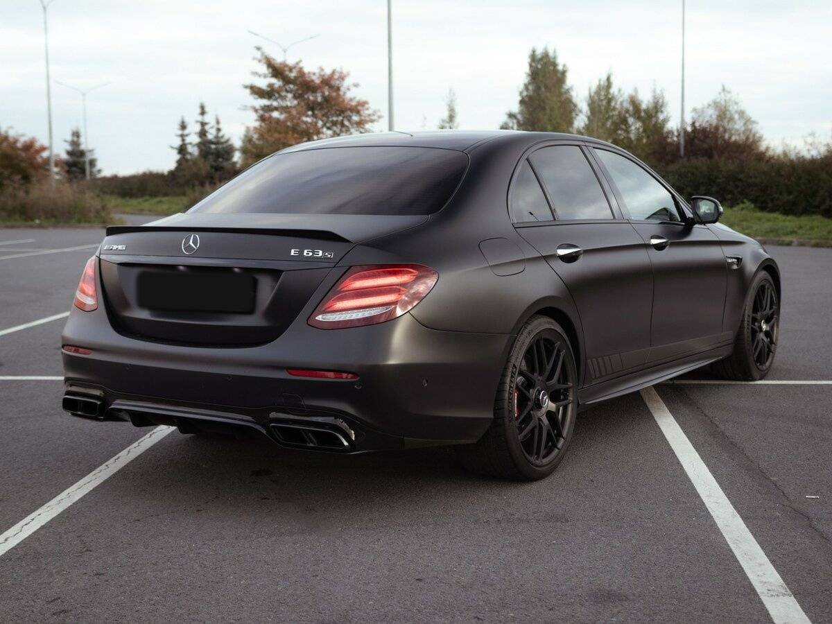 Б/У Мерседес-Бенц Е-Класс АМГ 2017 года. Фото: #7