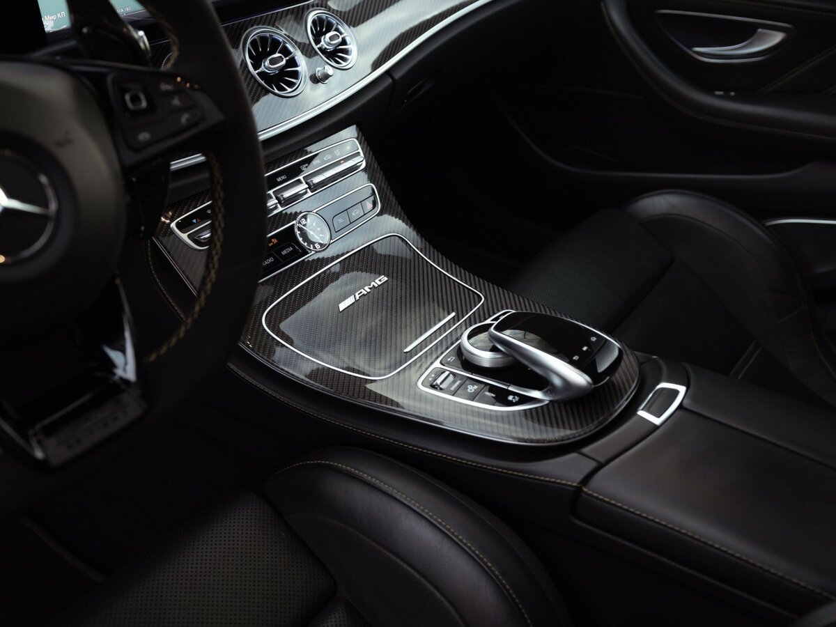 Б/У Мерседес-Бенц Е-Класс АМГ 2017 года. Фото: #16