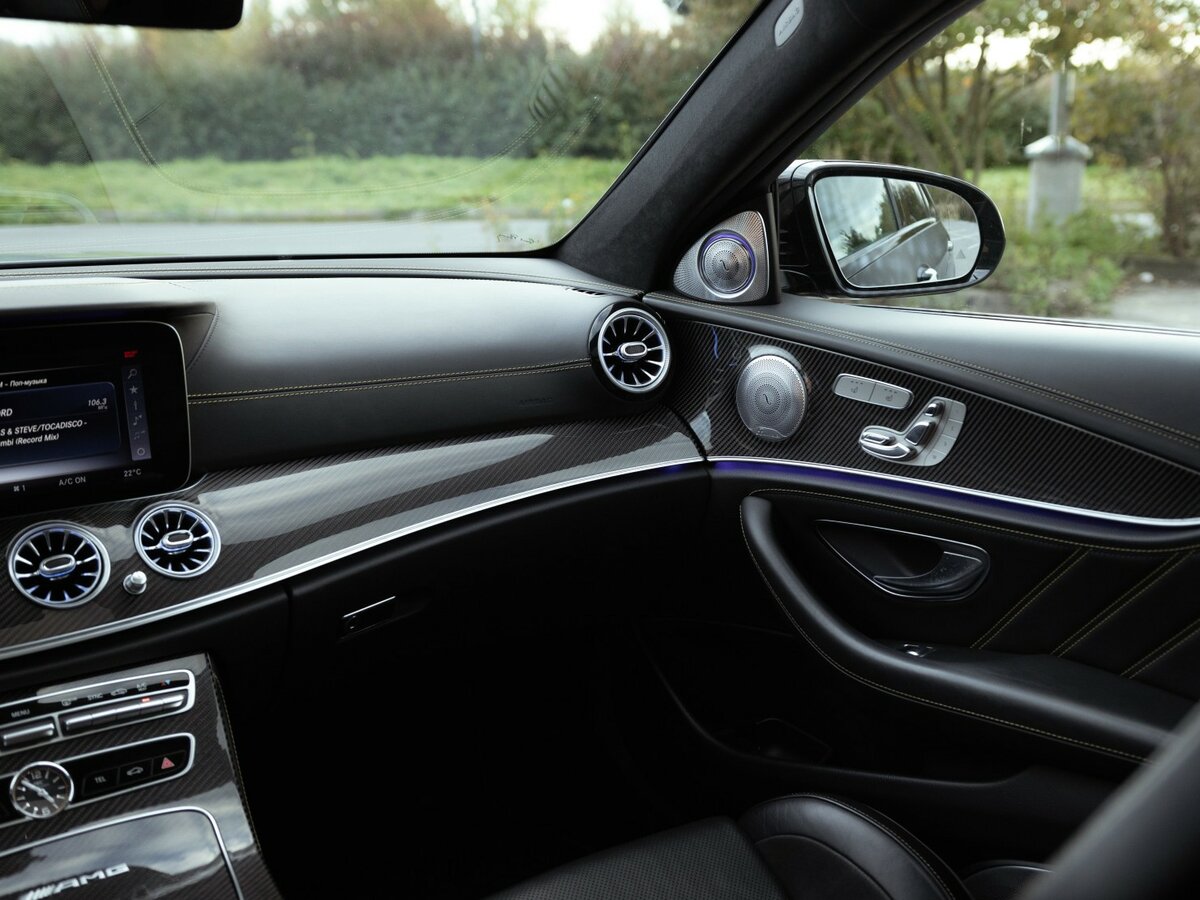 Б/У Мерседес-Бенц Е-Класс АМГ 2017 года. Фото: #20