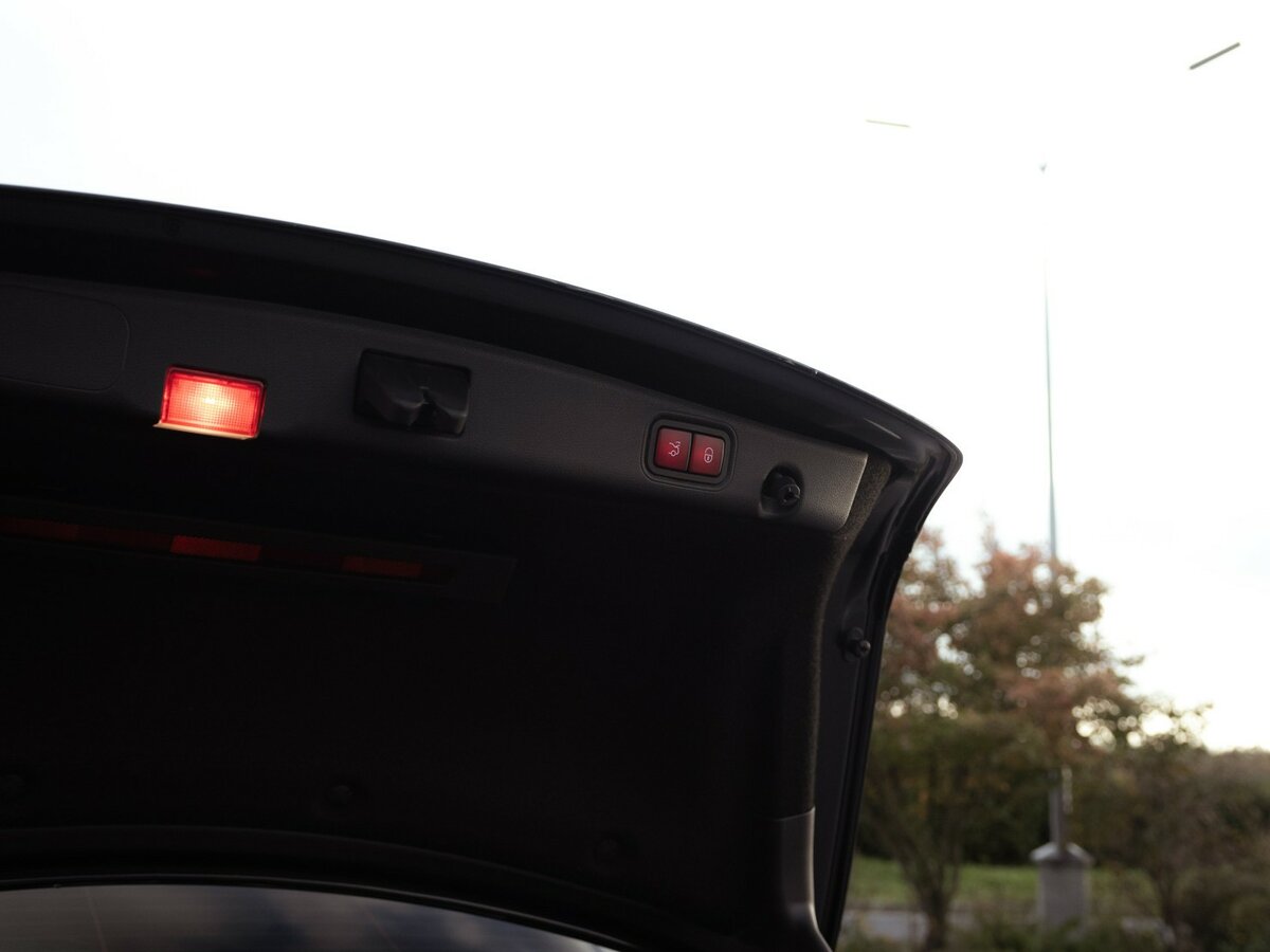 Б/У Мерседес-Бенц Е-Класс АМГ 2017 года. Фото: #34