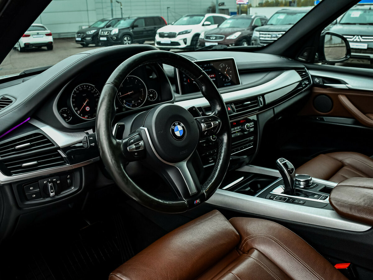 Б/У БМВ Икс5 2017 года. Фото: #9