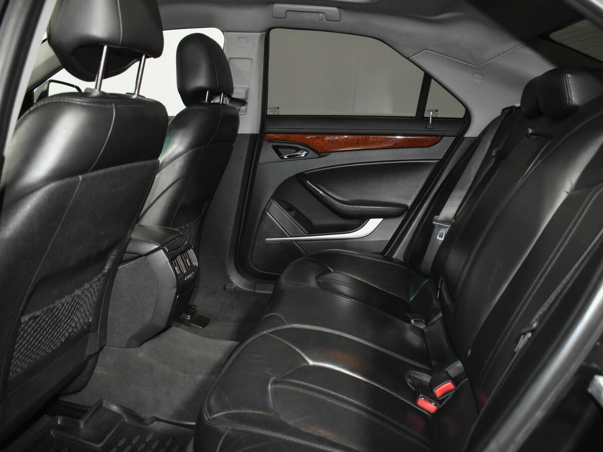 Б/У Кадиллак КТС 2011 года. Фото: #10