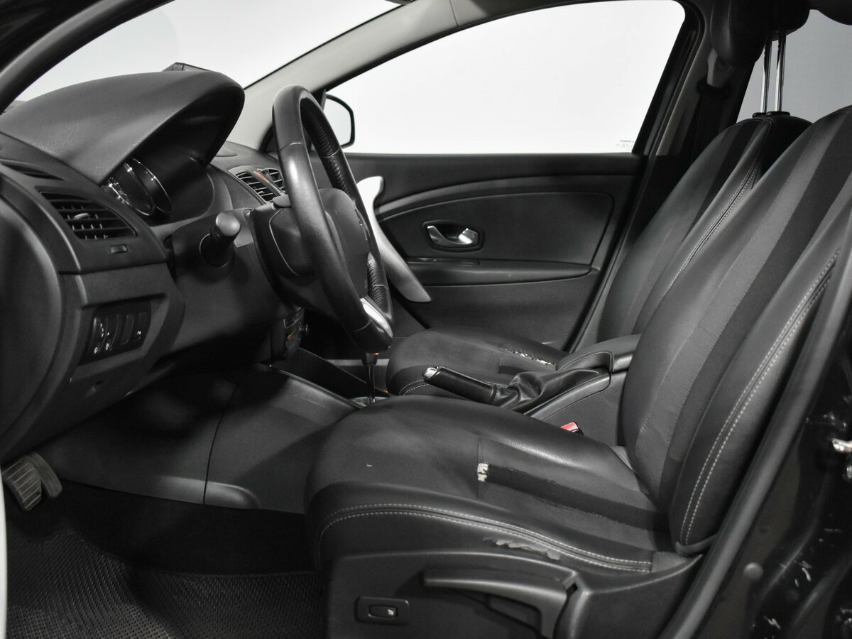 Б/У Рено Флюенс 2011 года. Фото: #8