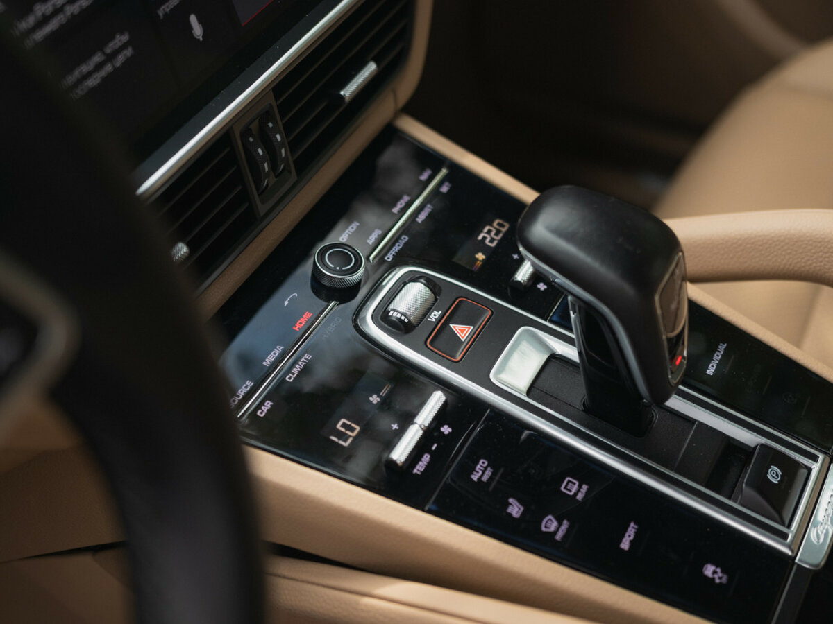 Б/У Порш Кайен 2018 года. Фото: #25