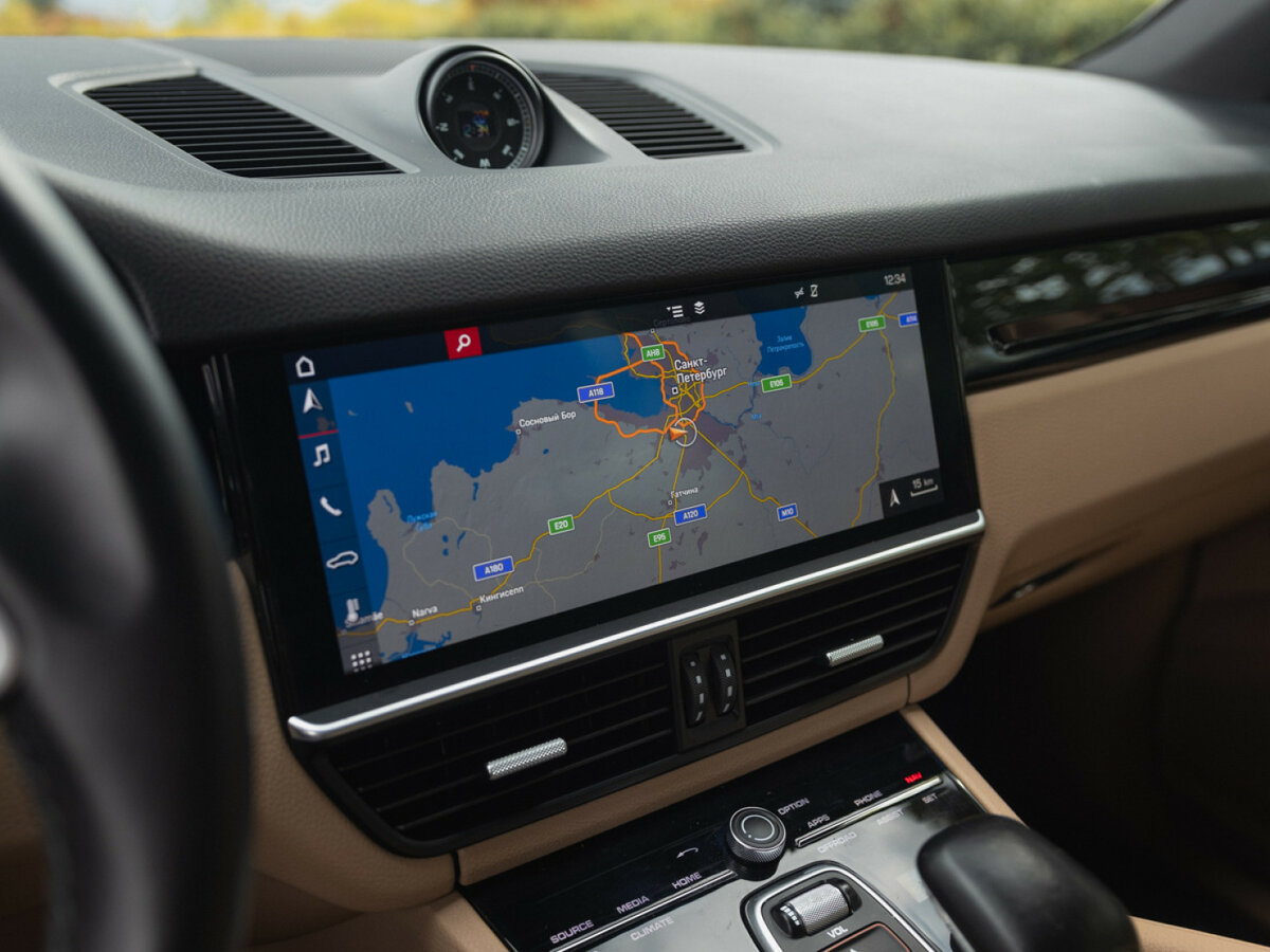 Б/У Порш Кайен 2018 года. Фото: #26