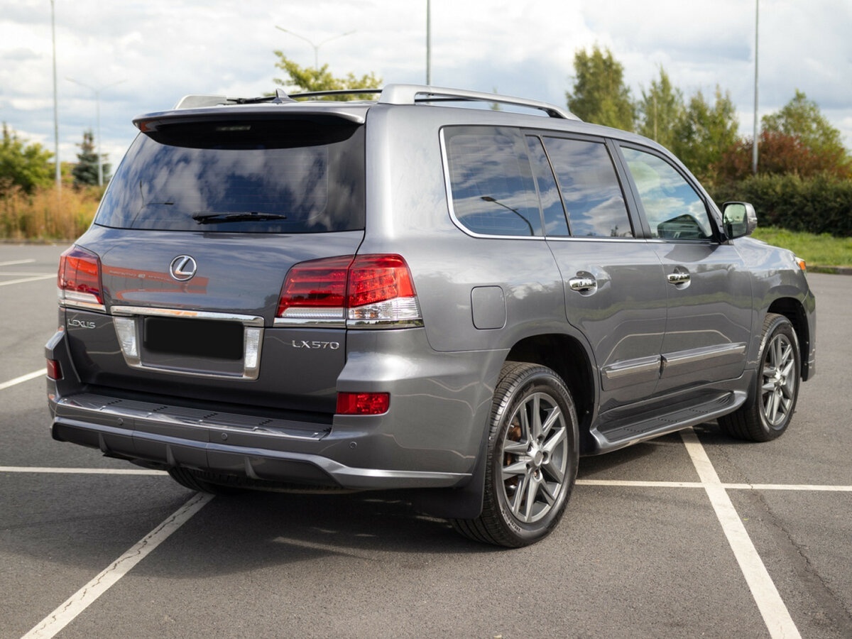 Б/У Лексус Л-Икс 2014 года. Фото: #7