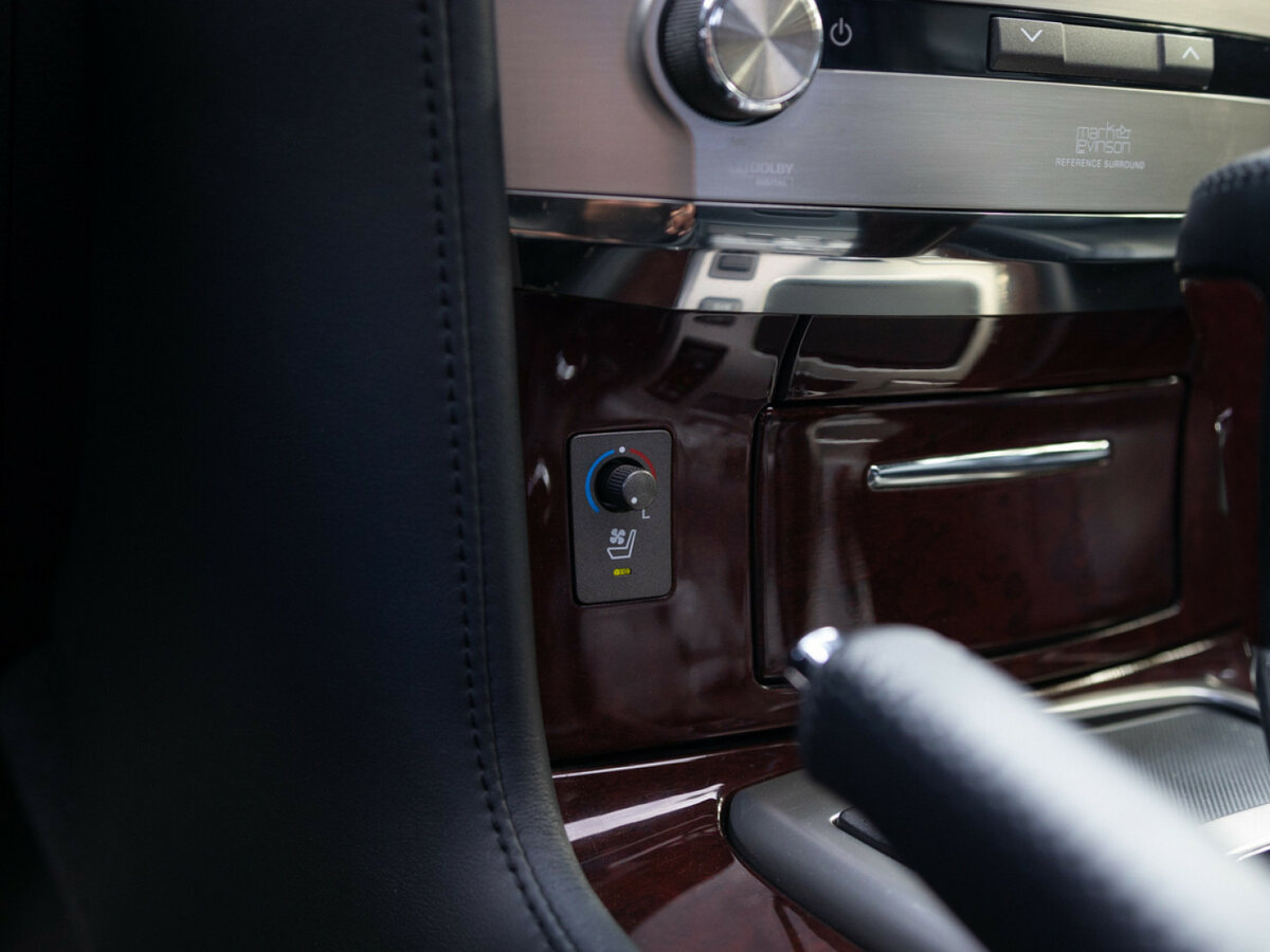 Б/У Лексус Л-Икс 2014 года. Фото: #28