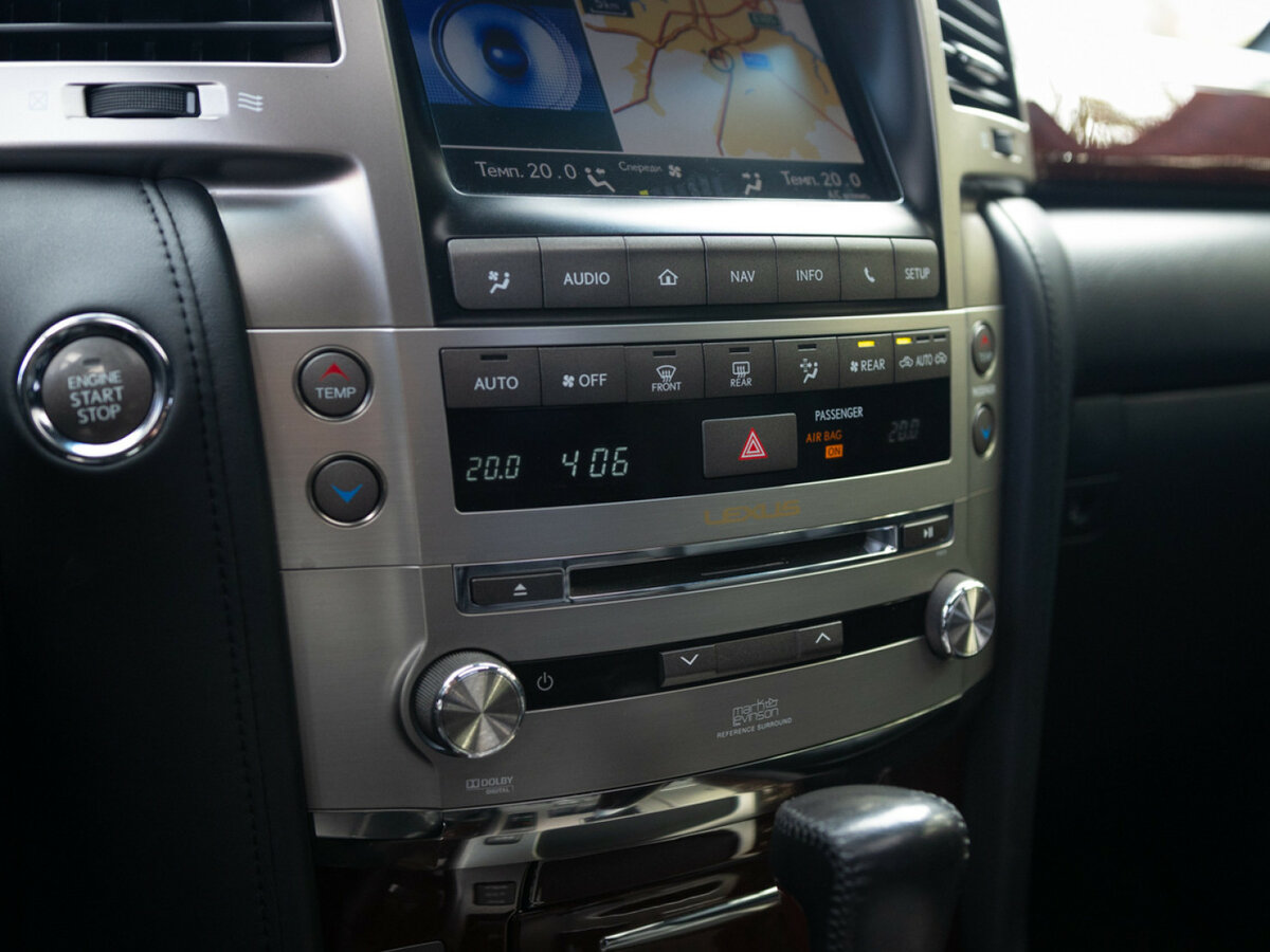 Б/У Лексус Л-Икс 2014 года. Фото: #30