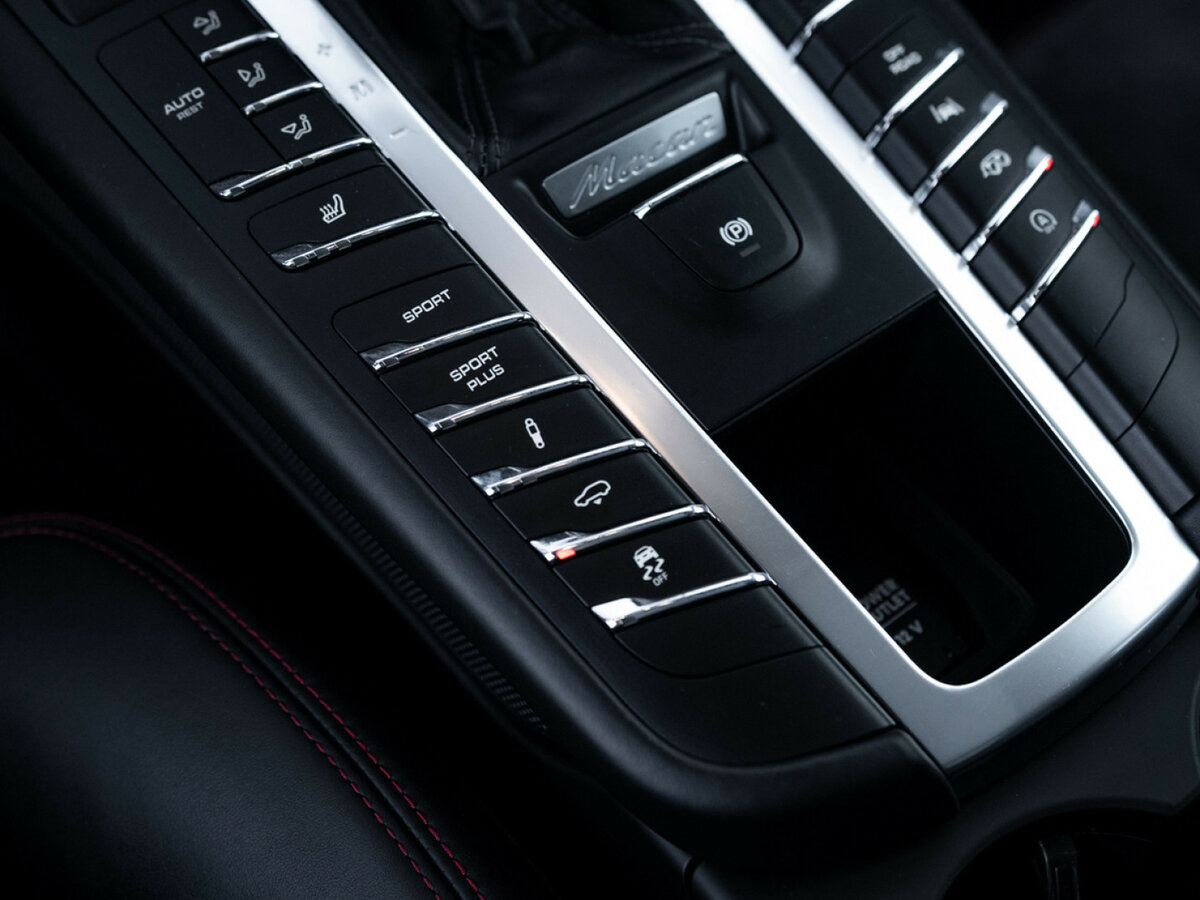 Б/У Порш Макан 2016 года. Фото: #21