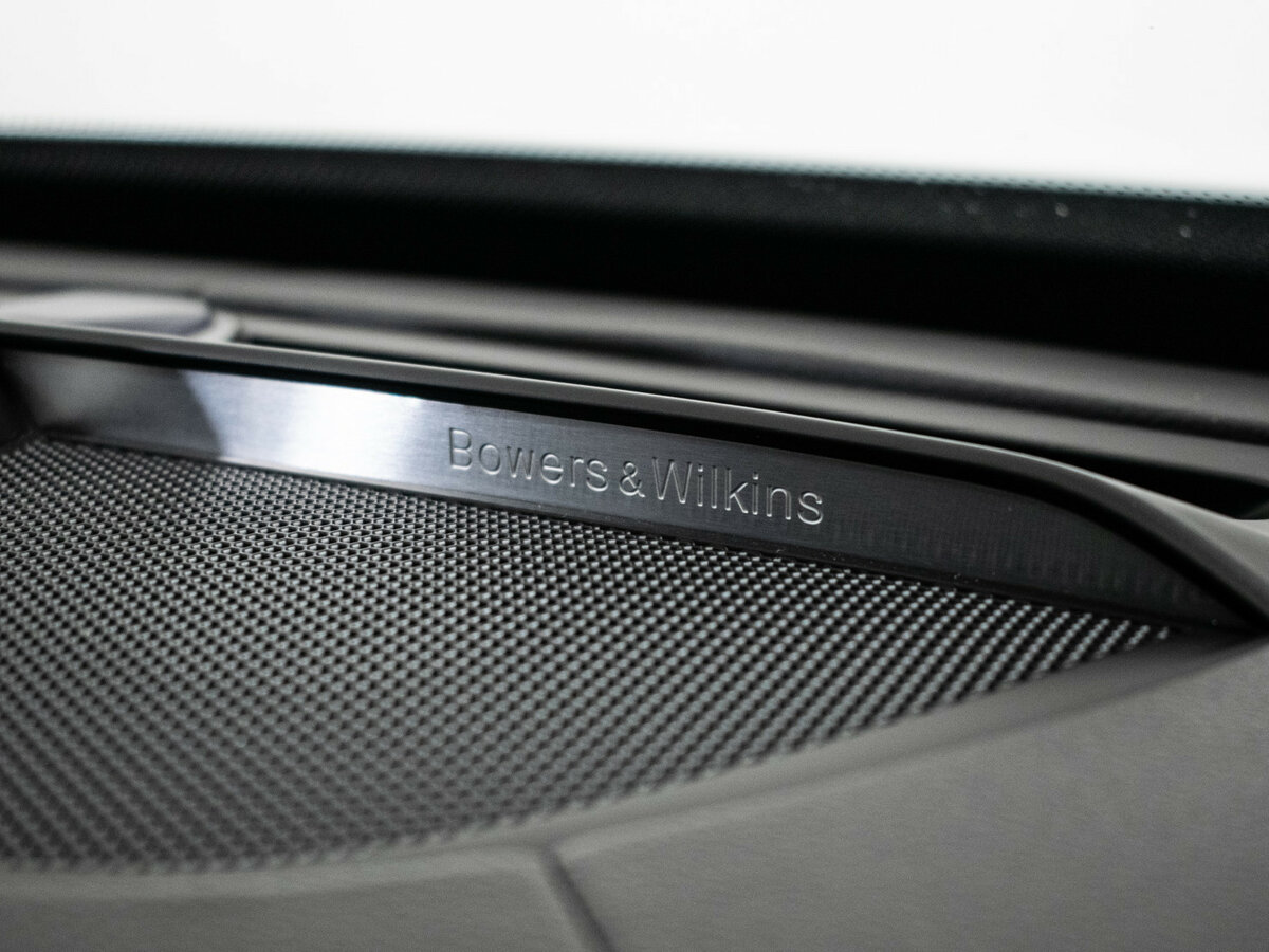 Б/У Вольво ИксЦ90 2019 года. Фото: #21