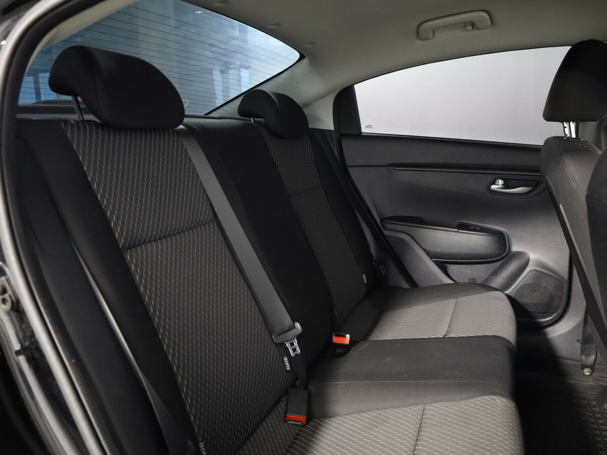 Б/У Киа Рио 2017 года. Фото: #12