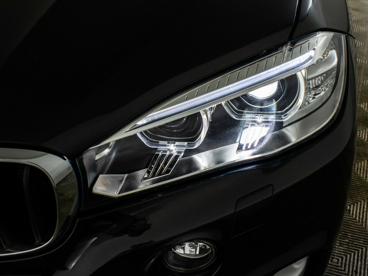 Б/У БМВ Икс5 2017 года. Фото: #20