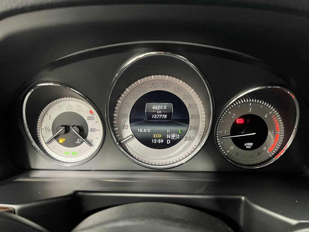 Б/У Мерседес-Бенц ГЛК-Класс 2013 года. Фото: #12