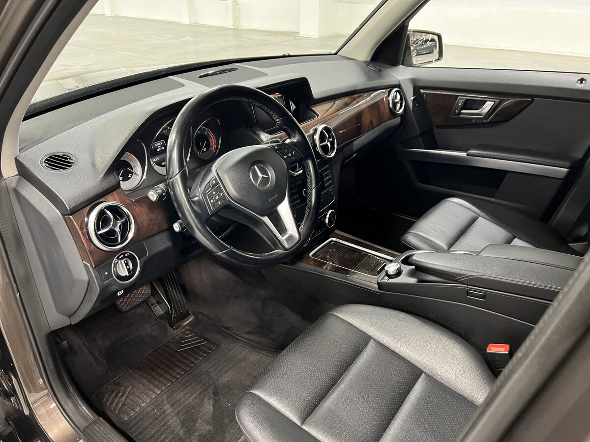 Б/У Мерседес-Бенц ГЛК-Класс 2013 года. Фото: #15