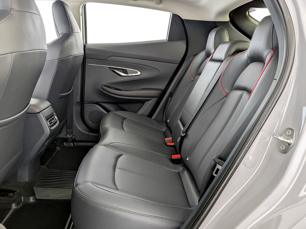 Б/У Чанган УНИ-Т 2024 года. Фото: #11