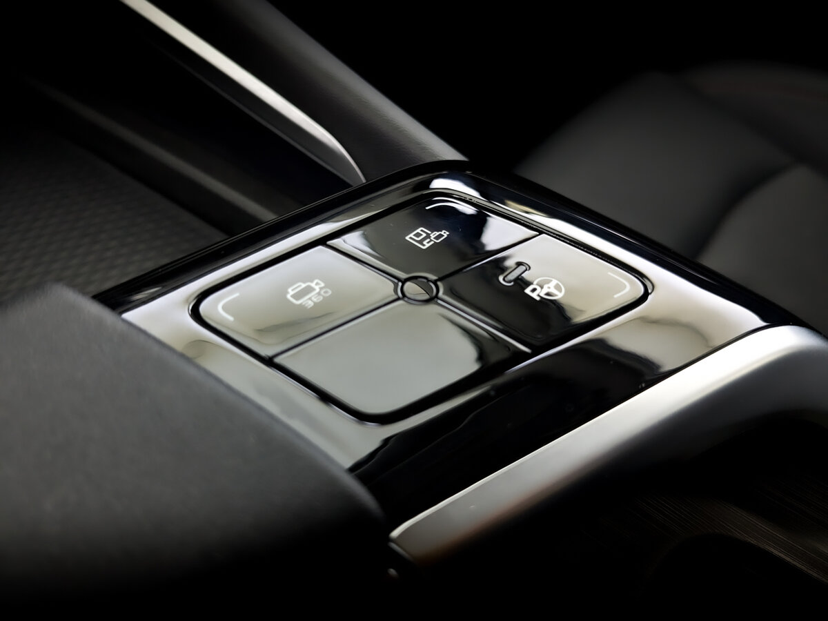 Б/У Чанган УНИ-Т 2024 года. Фото: #28