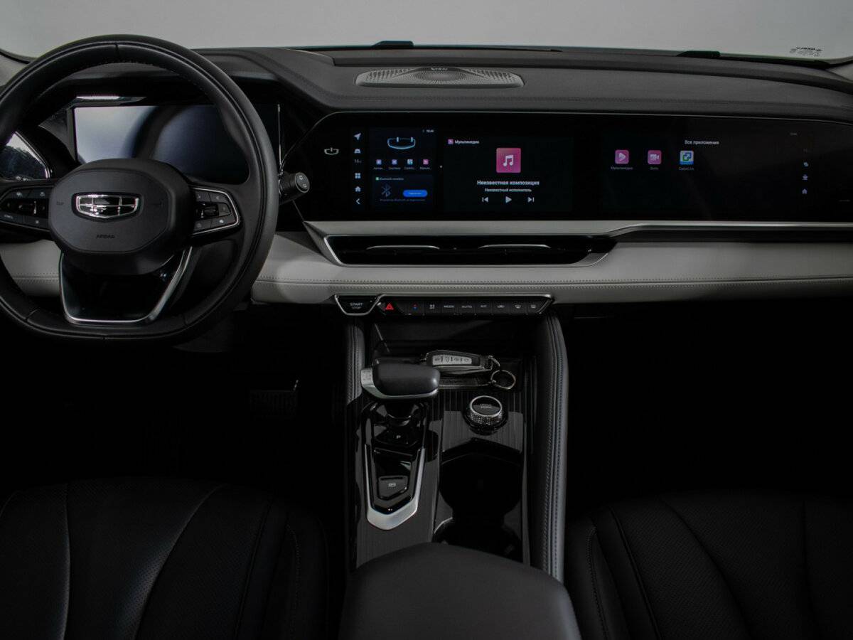 Б/У Джили Монжаро 2023 года. Фото: #10