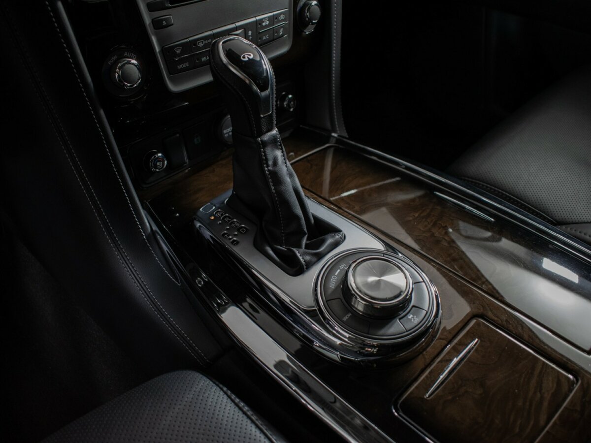 Б/У Инфинити К-Икс80 2018 года. Фото: #14