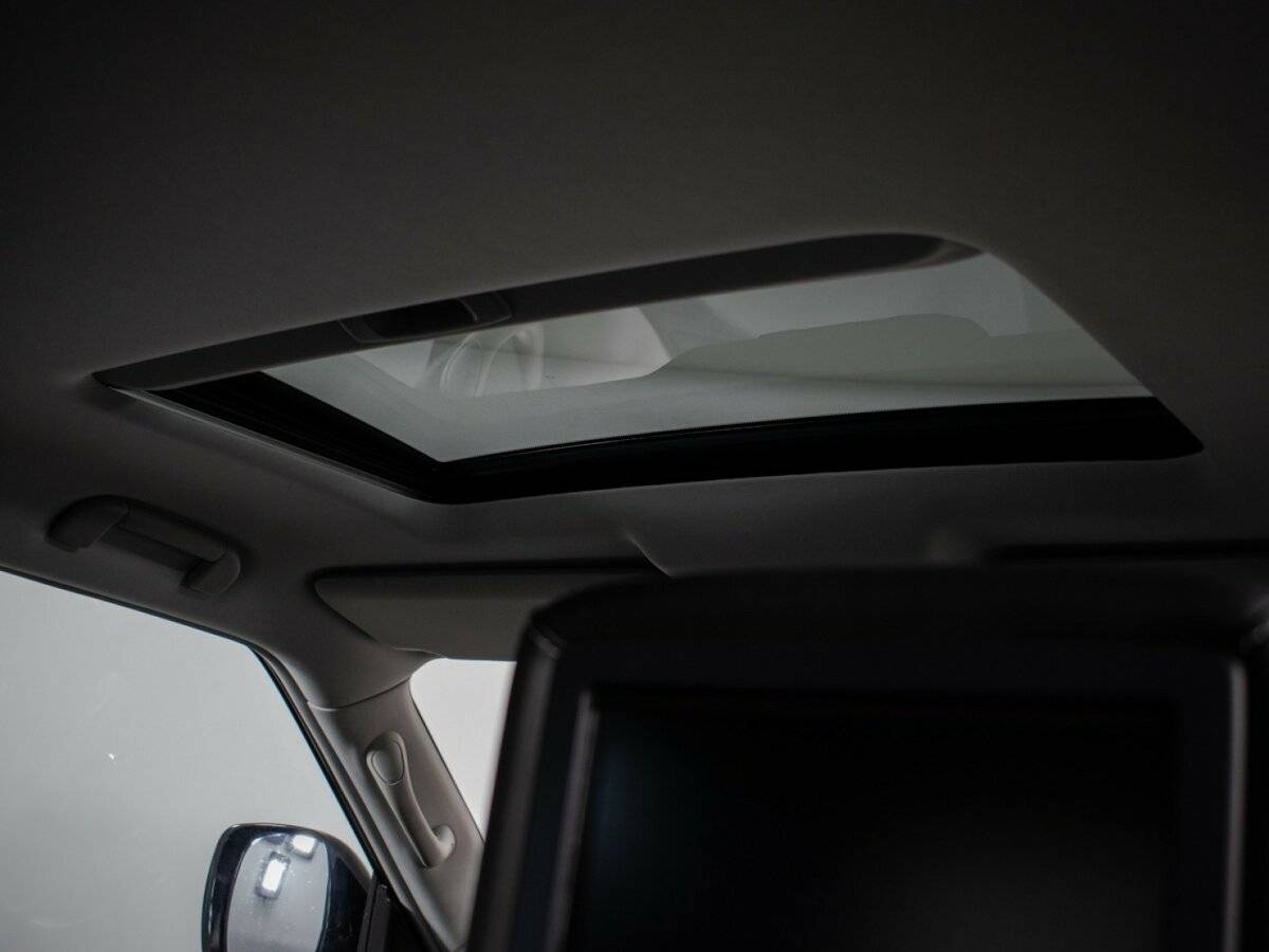 Б/У Инфинити К-Икс80 2018 года. Фото: #17