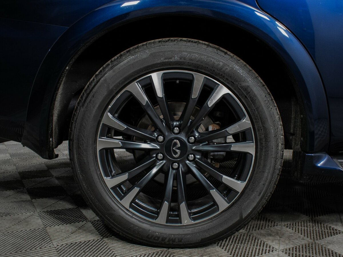 Б/У Инфинити К-Икс80 2018 года. Фото: #25