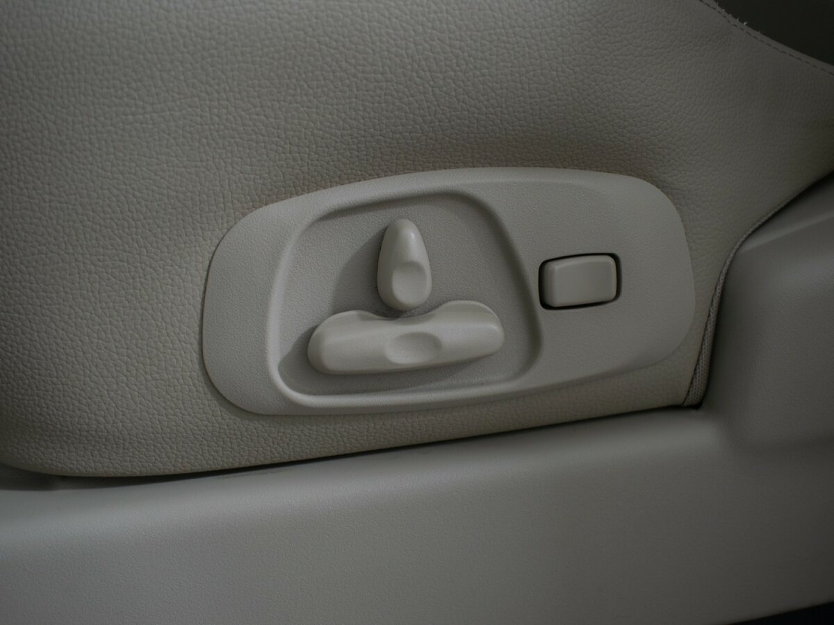 Б/У Митсубиши Паджеро 2019 года. Фото: #14