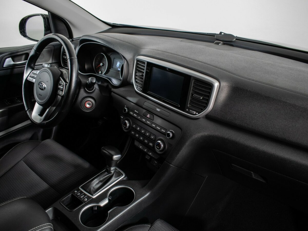 Б/У Киа Спортейдж 2018 года. Фото: #6