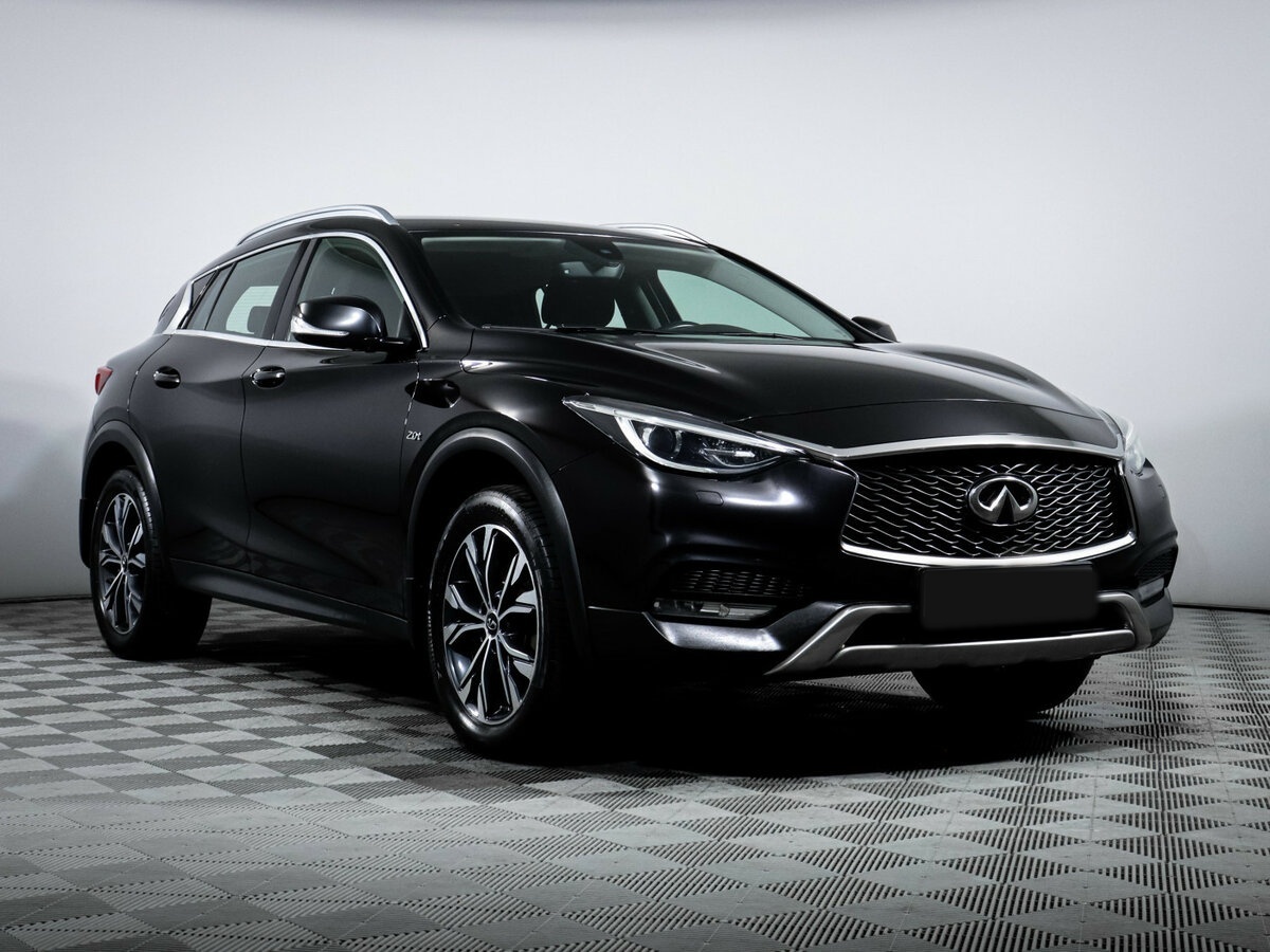 Б/У Инфинити QX30 2017 года. Фото: #2