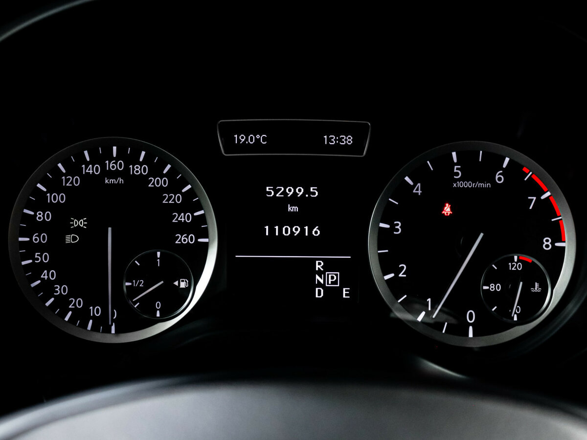 Б/У Инфинити QX30 2017 года. Фото: #8