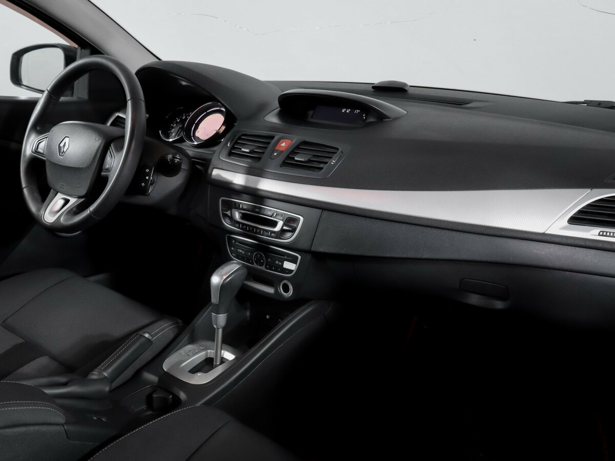 Б/У Рено Меган 2011 года. Фото: #6