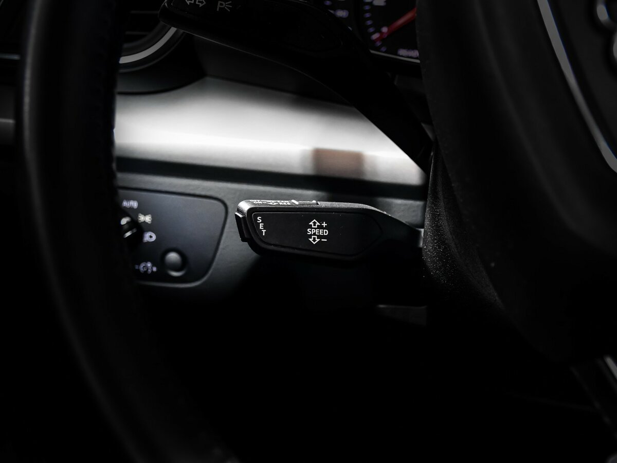 Б/У Ауди К5 2019 года. Фото: #11