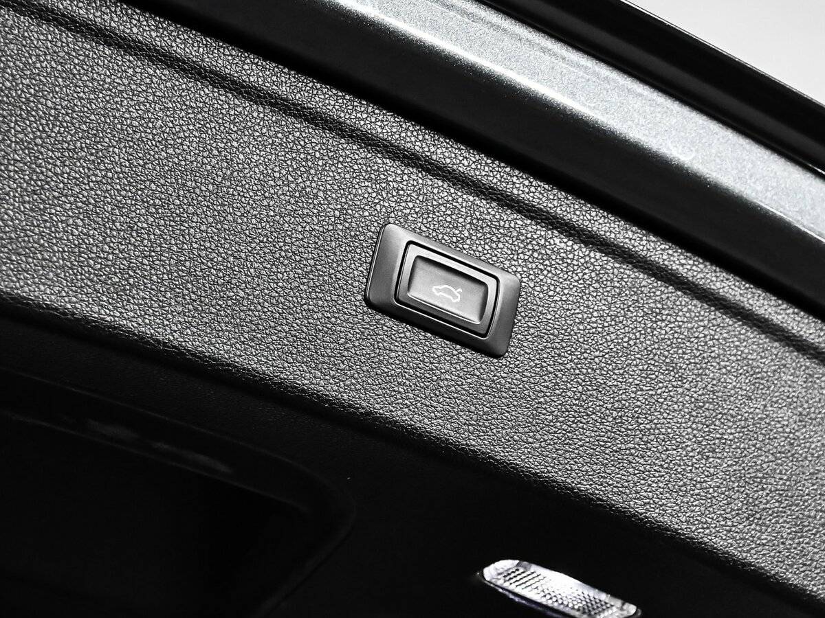 Б/У Ауди К5 2019 года. Фото: #13