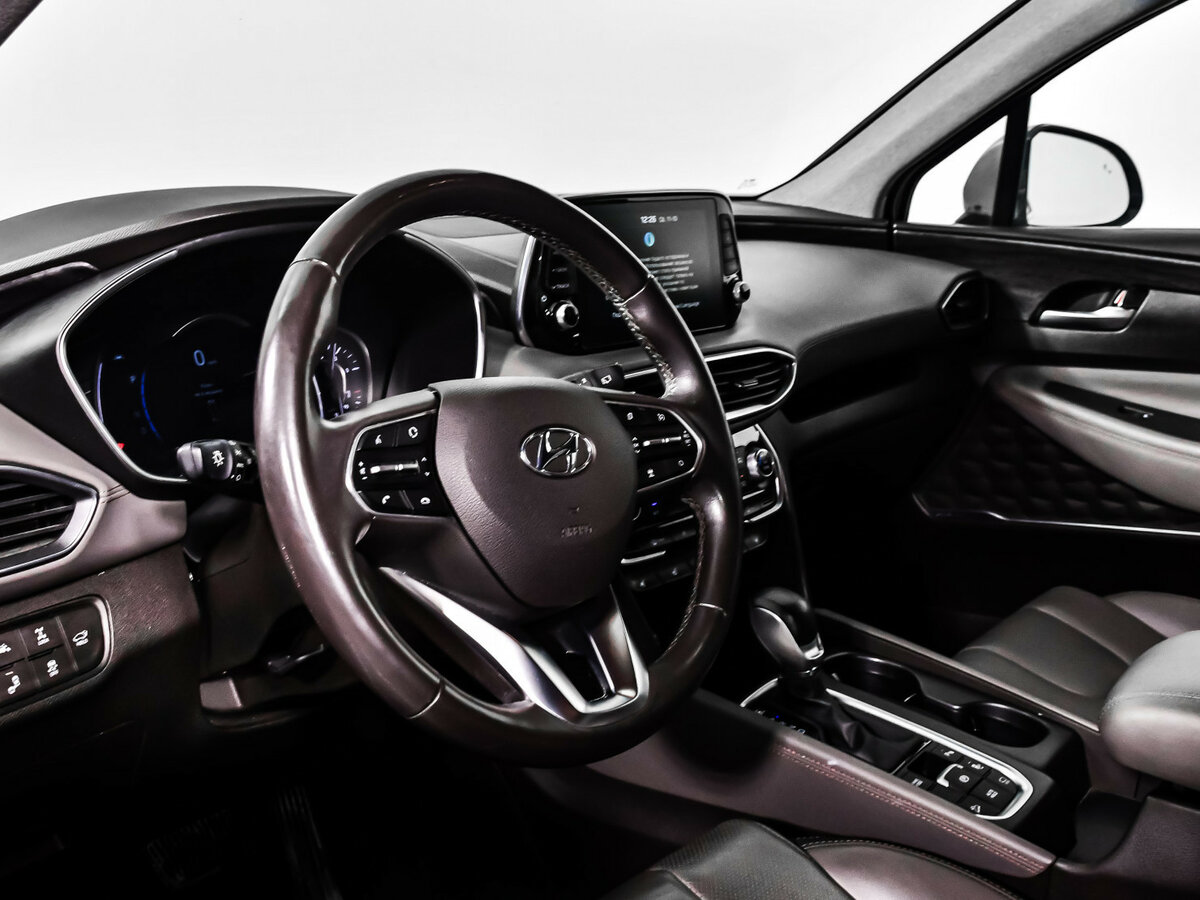 Б/У Хендай Санта Фе 2018 года. Фото: #11