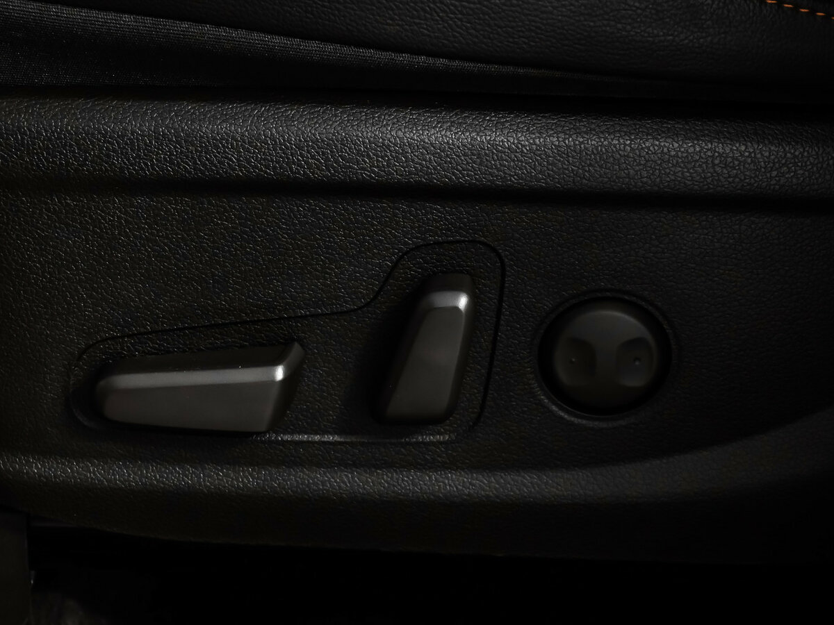 Б/У Хендай Санта Фе 2018 года. Фото: #16