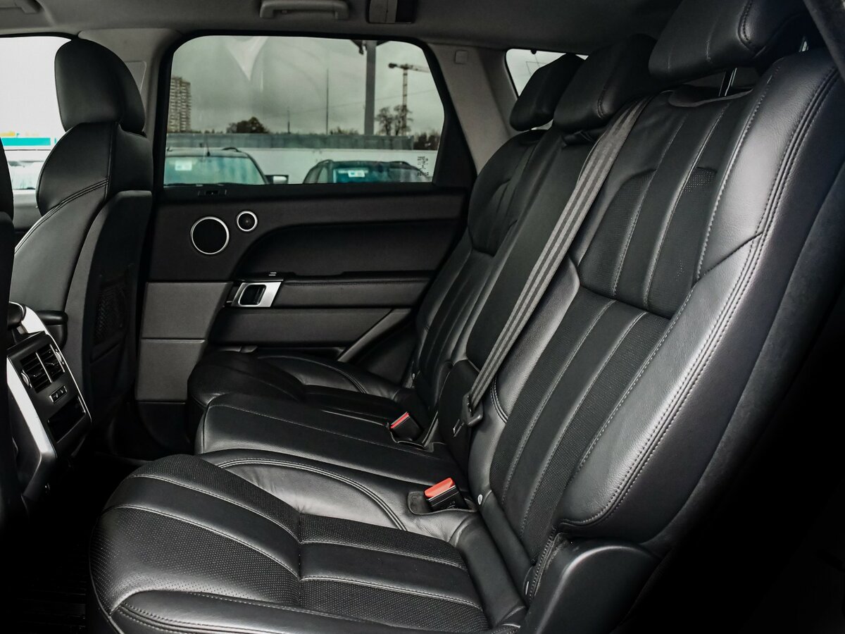 Б/У Лэнд Ровер Рэнж Ровер Спорт 2017 года. Фото: #11