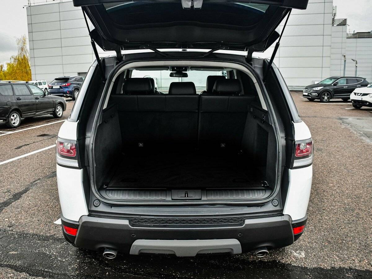 Б/У Лэнд Ровер Рэнж Ровер Спорт 2017 года. Фото: #12