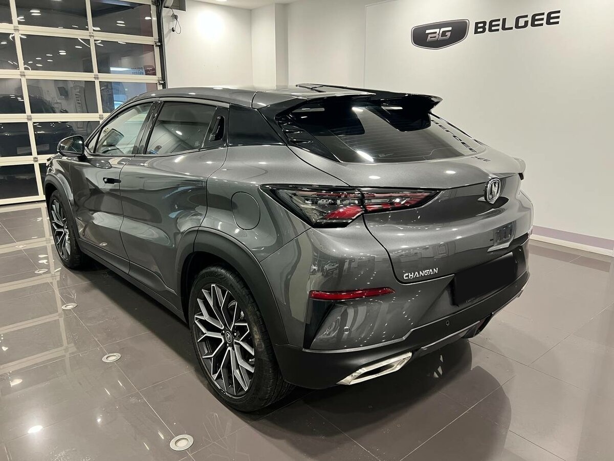 Б/У Чанган УНИ-Т 2023 года. Фото: #1